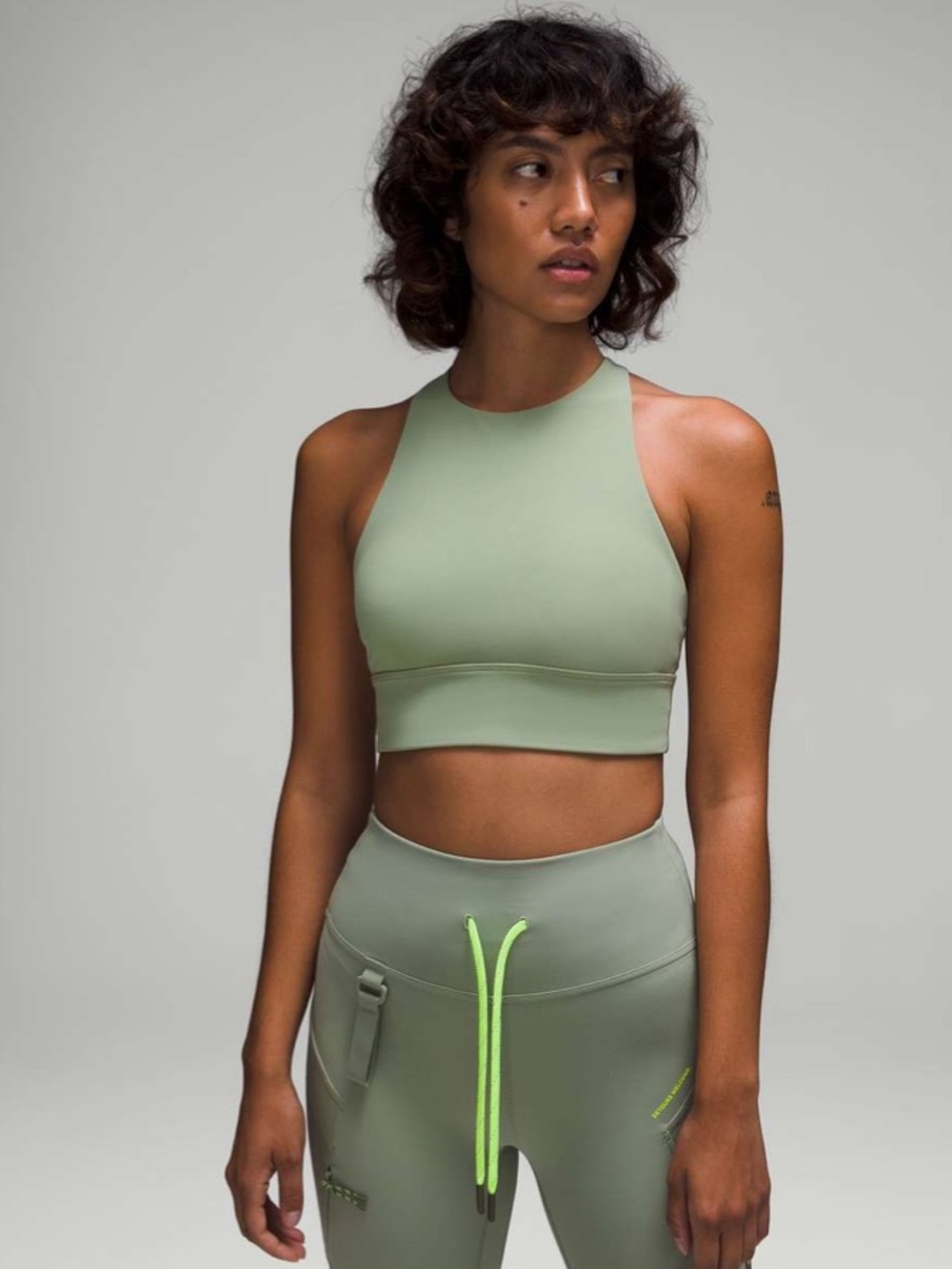 Lululemon Energy High-Neck Longline Tough Bra *Medium Support, B–D Cups Size 4